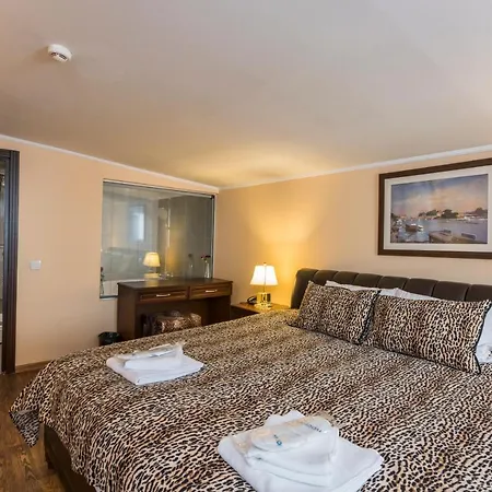 Otel My Dome Economy 3*